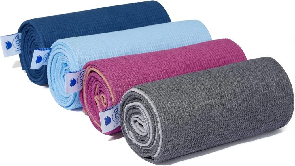 IUGA Yoga Towel Non Slip Soft Yoga Mat Towel Sweat Absorbent Hot Yoga Towel Spray Bottle Included